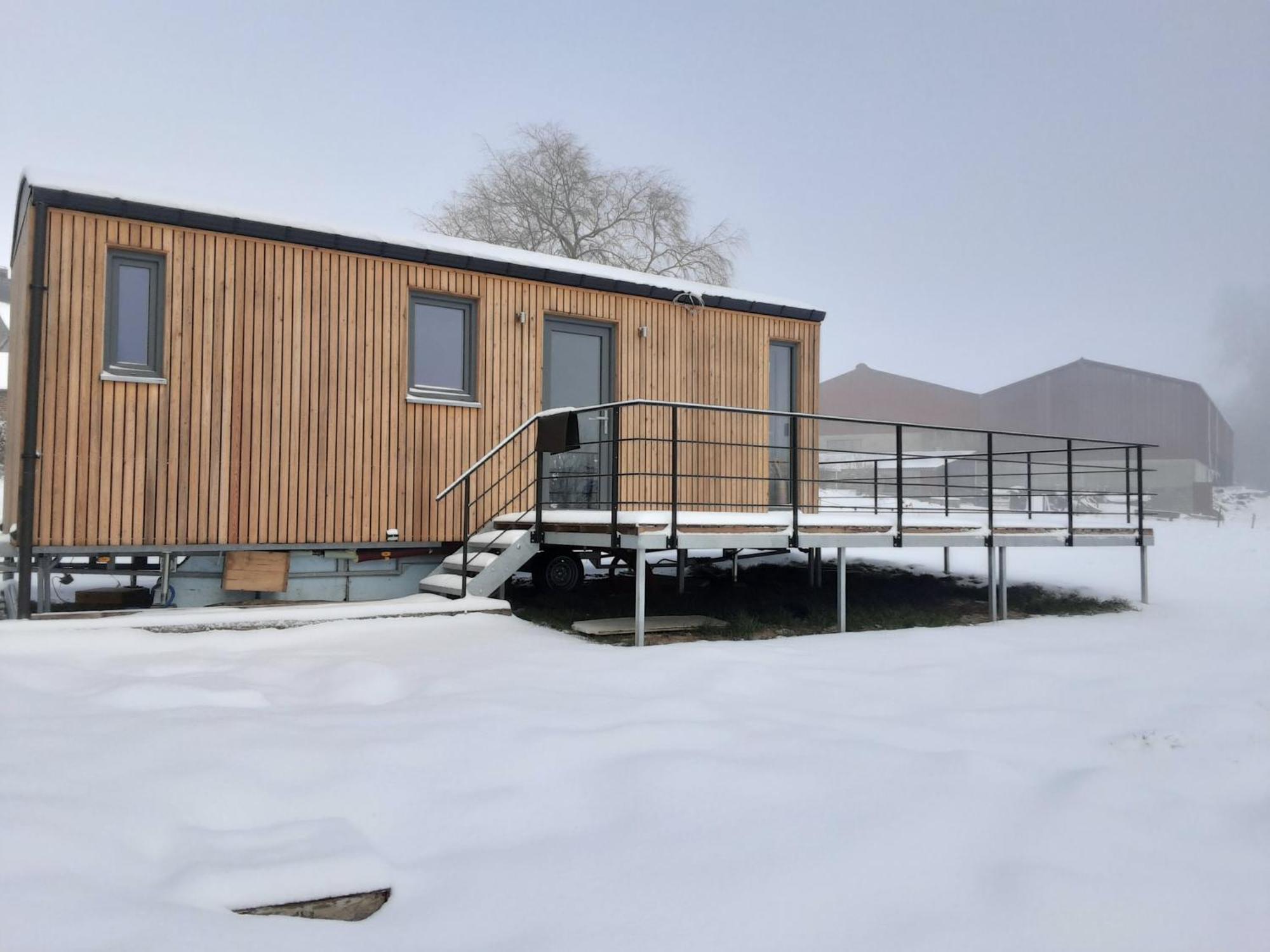Au P'Tit Pre Des Salers Guest House Hamois Exterior photo
